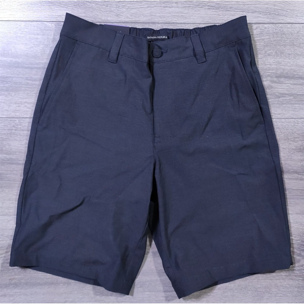 Banana Republic Comfort Flat Front Shorts Adult 30 Black Stretch Wicking Mens